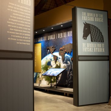 Entree expositie De wereld van het Friese paard