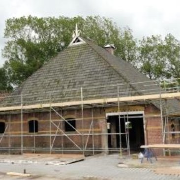 Boerderij in de steigers