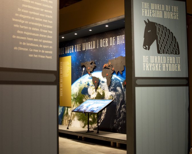 Entree expositie De wereld van het Friese paard